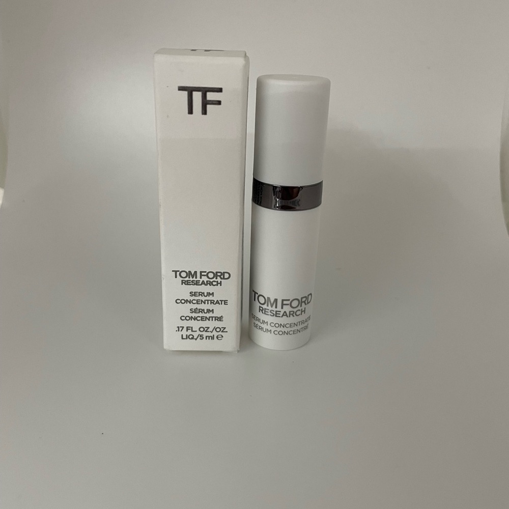 SOLD Tom Ford Research Serum Concentrate 0.17oz/5ml